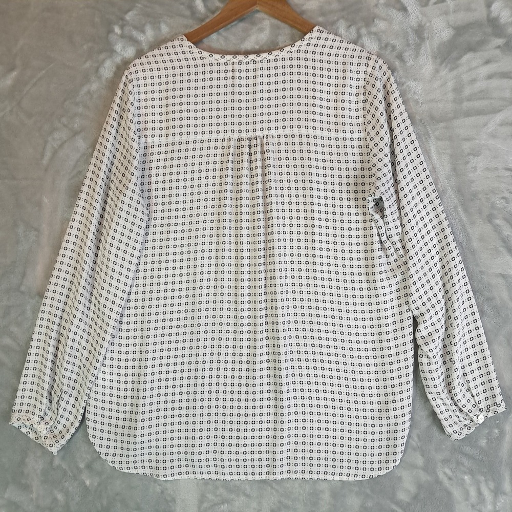 Pleione Split Neck Blouse L White Black Geometric Henley Long Sleeve WQZ59331 - Picture 2 of 6